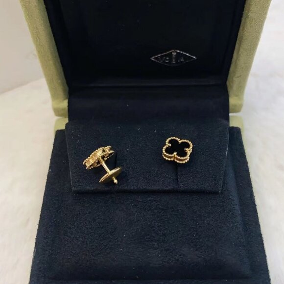 Van Cleef & Arpels 18k gold onyx black earrings - Picture 4 of 5